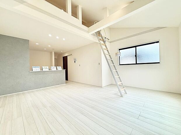 1号棟  ■くつろぎと笑顔が集まる、心温まるリビング
