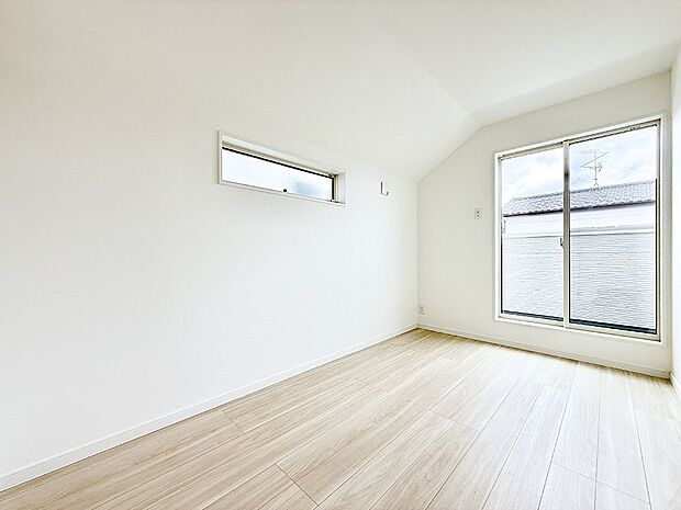 1号棟 ■落ち着いた色合いのお部屋で穏やかな時間を楽しめます