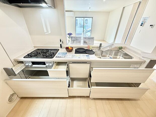 1号棟 ■料理がもっと楽しくなる、快適なキッチン空間