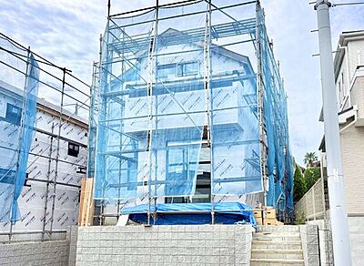 外観:2号棟 ■暮らしを彩る充実した設備仕様が備わった住まい 外観:2号棟 ■暮らしを彩る充実した設備仕様が備わった住まい