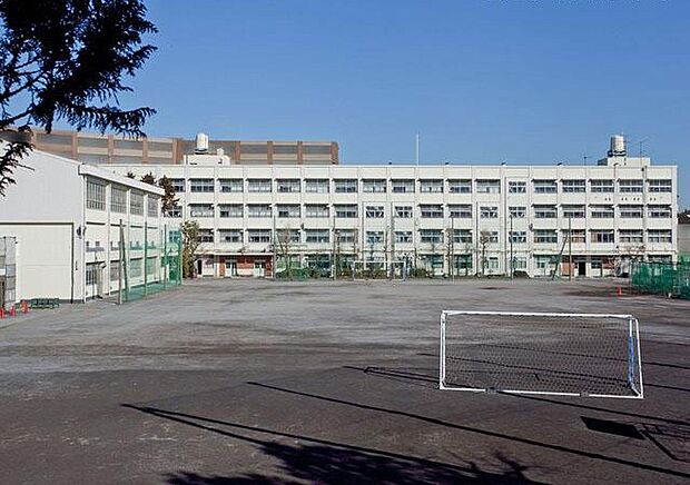 中学校 1400m 横浜市立青葉台中学校