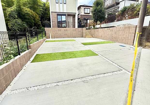 ■自宅にある駐車スペースなので安心ですね