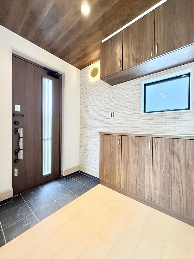 ■ シンプルで美しく、快適な暮らしの入り口