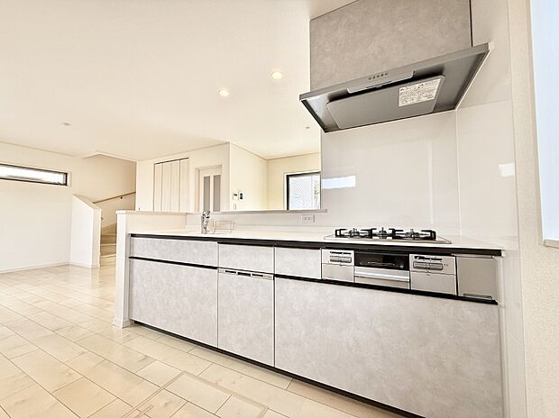 ■毎日の料理がはかどる、スムーズな動線設計