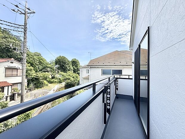 ■お洗濯物がよく乾く陽当たり良好のバルコニーです!