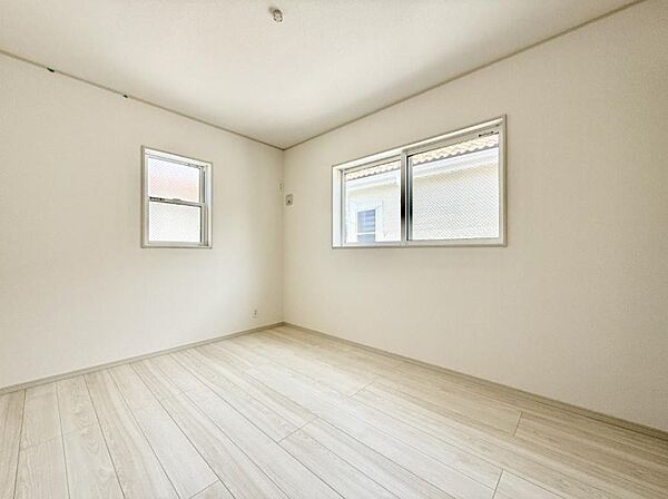 ■落ち着いた色合いのお部屋で穏やかな時間を楽しめます