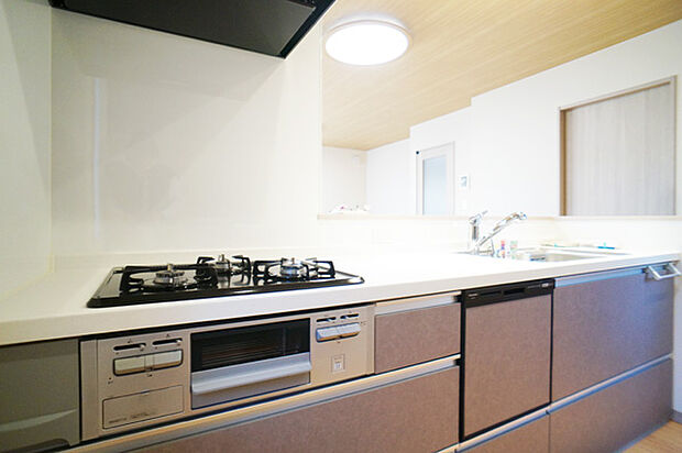 ■美味しい時間が生まれる、笑顔あふれるキッチン