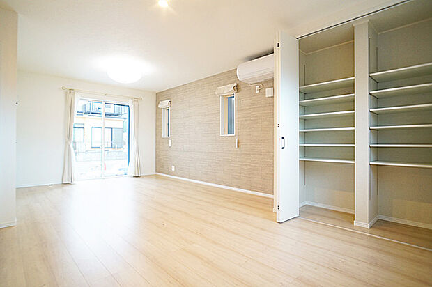 ■窓の配置や通気性の良い設計で部屋の空気がこもらず、常に新鮮な空気が流れます