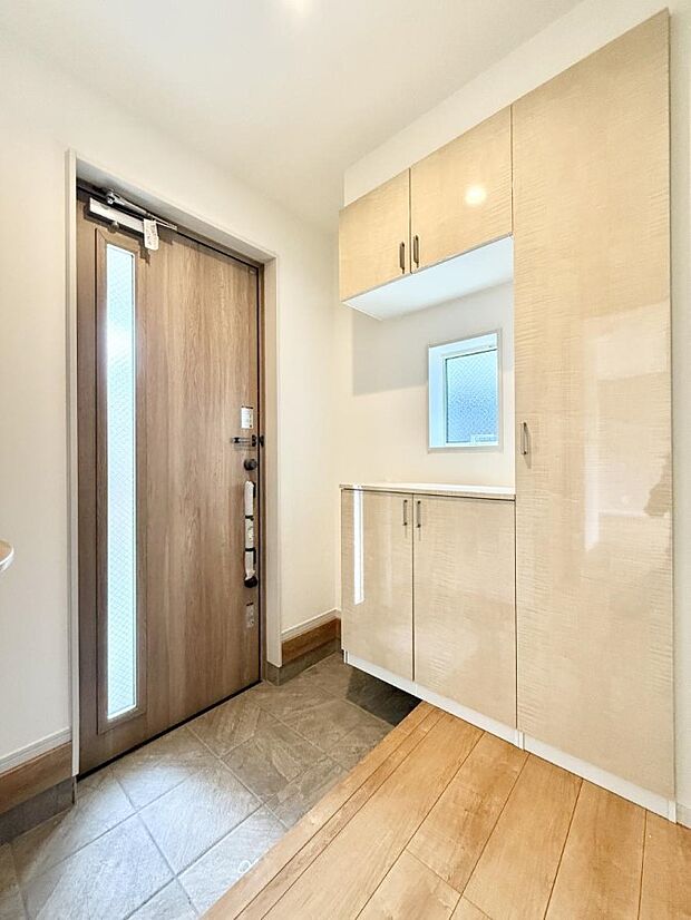 ■ ここから始まる一日、すっきり整った玄関