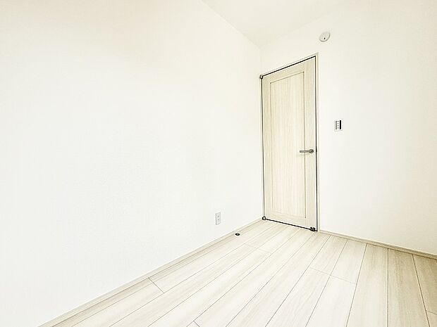 ■落ち着いた色合いのお部屋で穏やかな時間を楽しめます