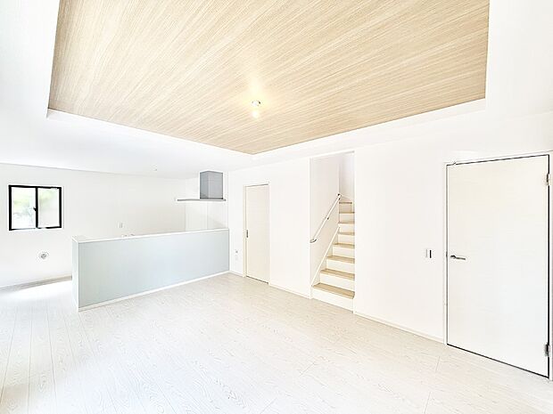 ■くつろぎと笑顔が集まる、心温まるリビング