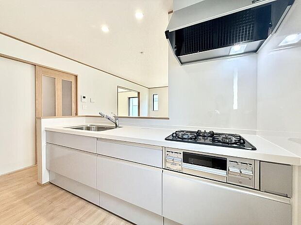 ■美味しい時間が生まれる、笑顔あふれるキッチン