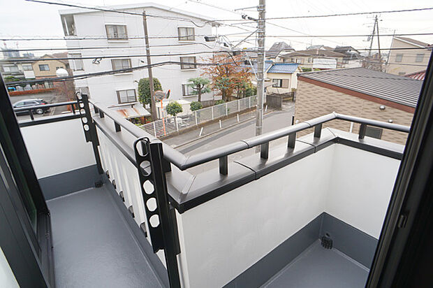 ■ 季節の移ろいを感じられる開放的な空間です