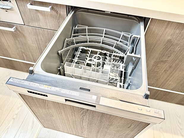 ■手間なく洗浄！食器をピカピカに仕上げてくれます