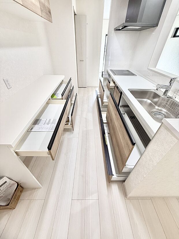 ■料理がもっと楽しくなる、快適なキッチン空間