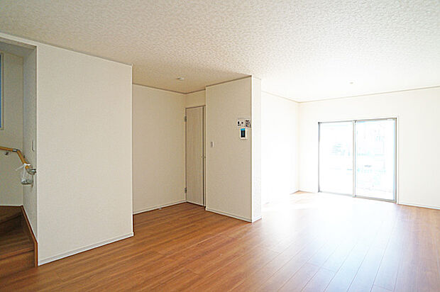 ■心落ち着く場所、ゆったり過ごせるリビング