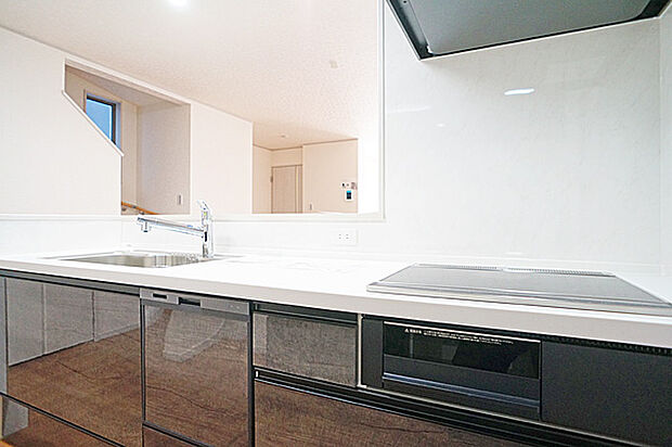 ■家族の絆を深める、温もりのあるキッチン