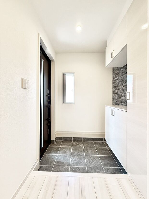 ■ ここから始まる一日、すっきり整った玄関