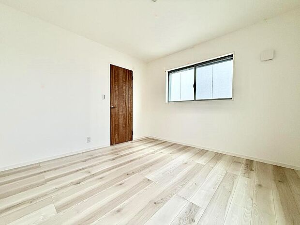 ■落ち着いた雰囲気のお部屋で心が安らぐ空間