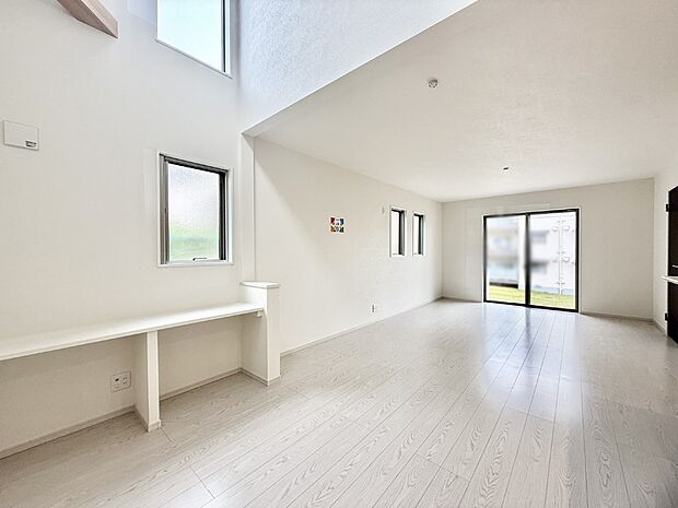 ■心落ち着く場所、ゆったり過ごせるリビング