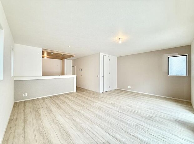 ■シンプルで使いやすい空間がスッキリ感じられます