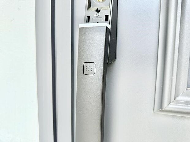■鍵を取り出さずに便利に操作できて快適