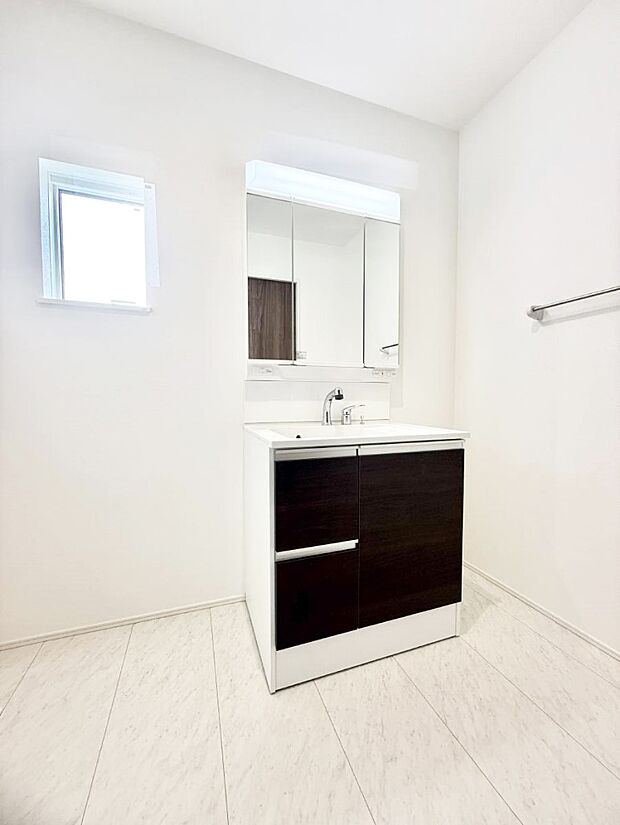 ■朝の準備がスムーズにできる広さです