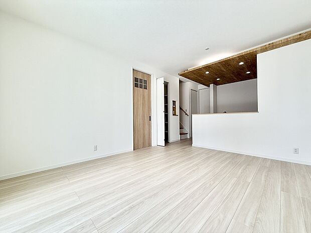 ■くつろぎと笑顔が集まる、心温まるリビング