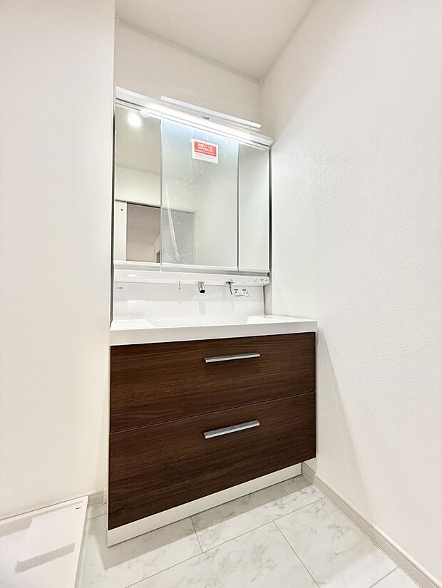 ■朝の準備がスムーズにできる広さです