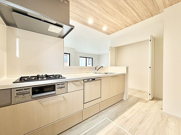 ■家族の絆を深める、温もりのあるキッチン