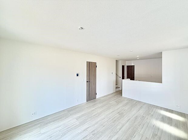 ■くつろぎと笑顔が集まる、心温まるリビング