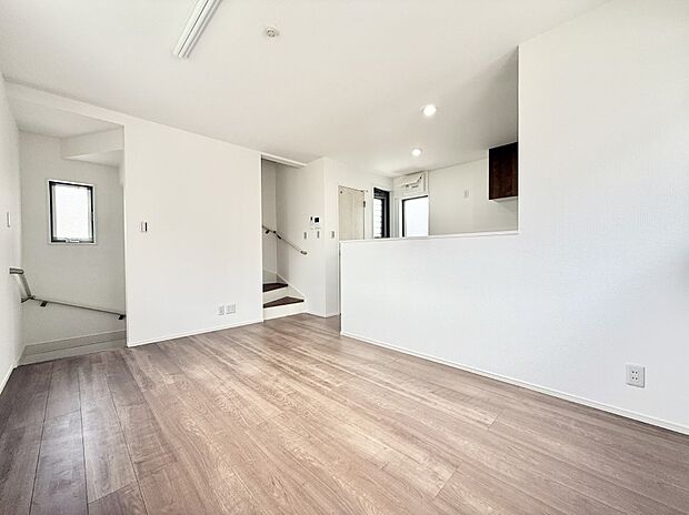 ■くつろぎと笑顔が集まる、心温まるリビング