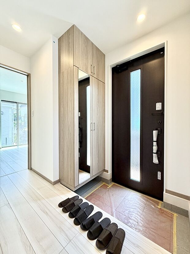 ■ シンプルで美しく、快適な暮らしの入り口