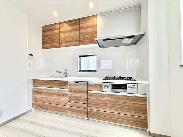 ■シンプルで美しく心地よい時間を生むキッチン空間