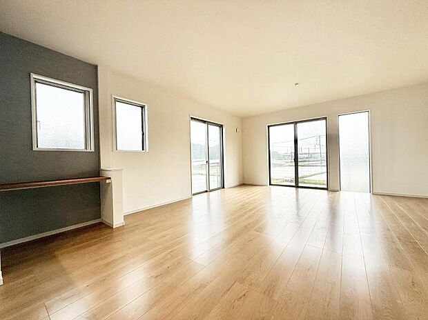 ■くつろぎと笑顔が集まる、心温まるリビング