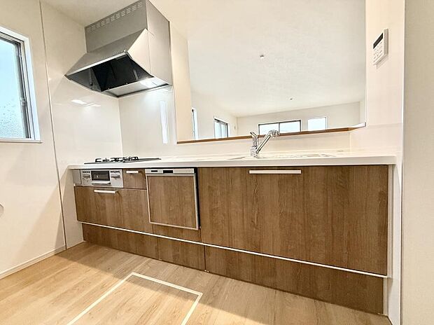 ■家族の絆を深める、温もりのあるキッチン