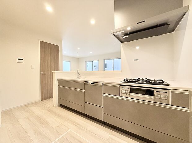 ■美味しい時間が生まれる、笑顔あふれるキッチン