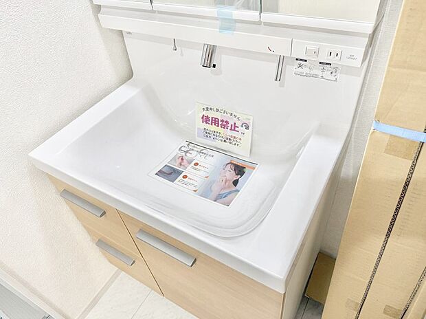 ■手洗いや顔を洗う時も快適に使える便利なシャワー