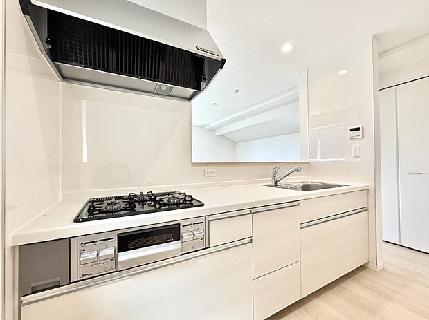 ■家族の絆を深める、温もりのあるキッチン