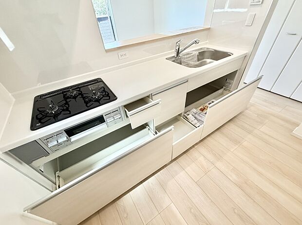 ■料理がもっと楽しくなる、快適なキッチン空間