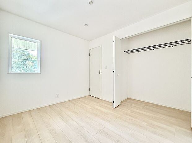 ■窓の配置や通気性の良い設計で部屋の空気がこもらず、常に新鮮な空気が流れます