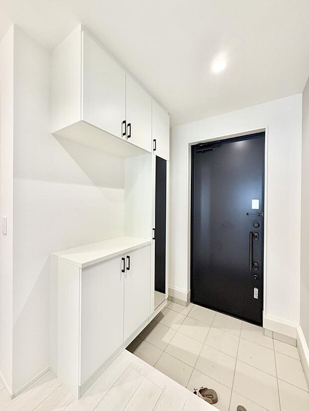 ■ ここから始まる一日、すっきり整った玄関