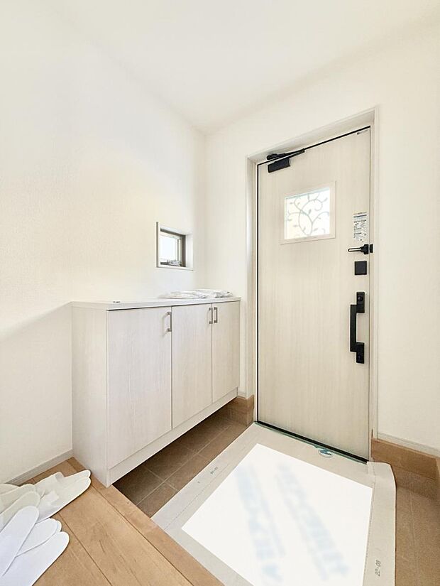 ■ ここから始まる一日、すっきり整った玄関