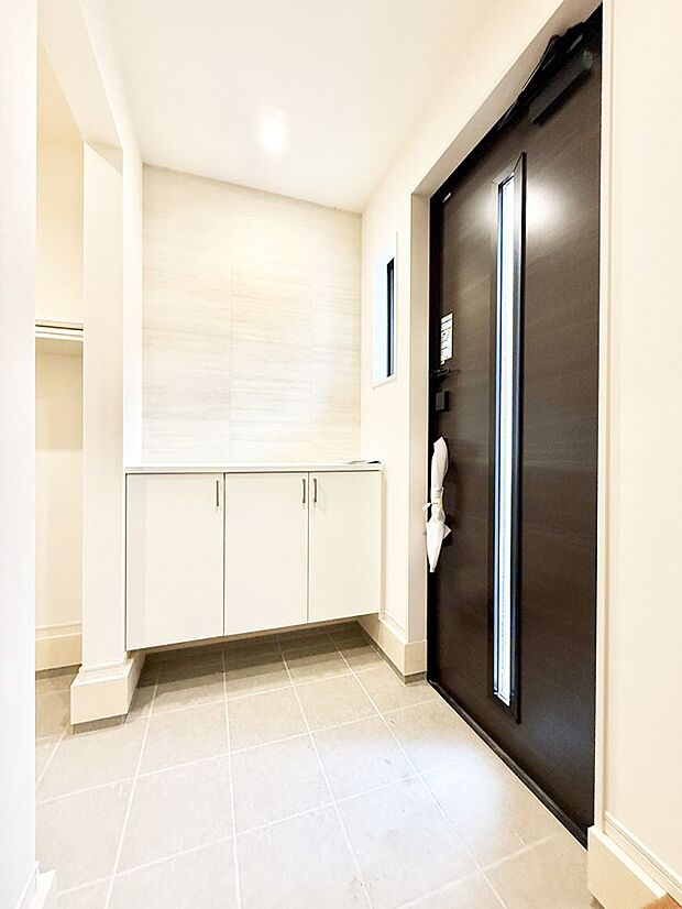 ■ ここから始まる一日、すっきり整った玄関