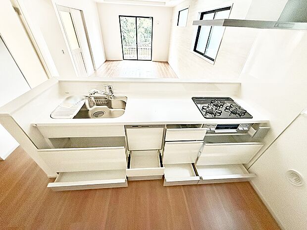 ■家族の絆を深める、温もりのあるキッチン