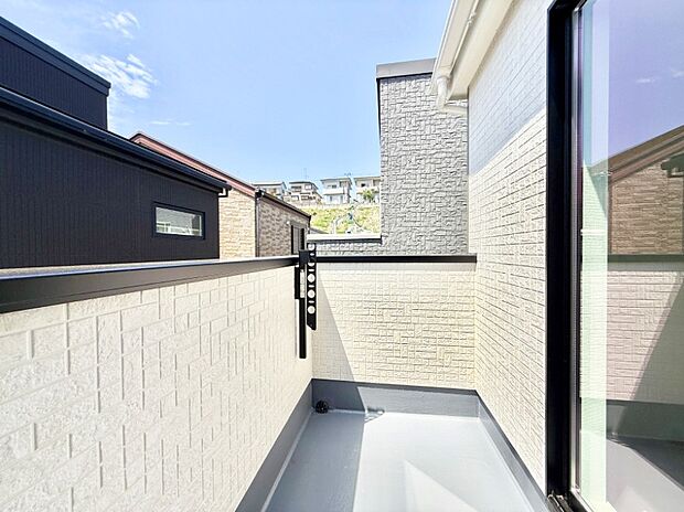 ■ 季節の移ろいを感じられる開放的な空間です