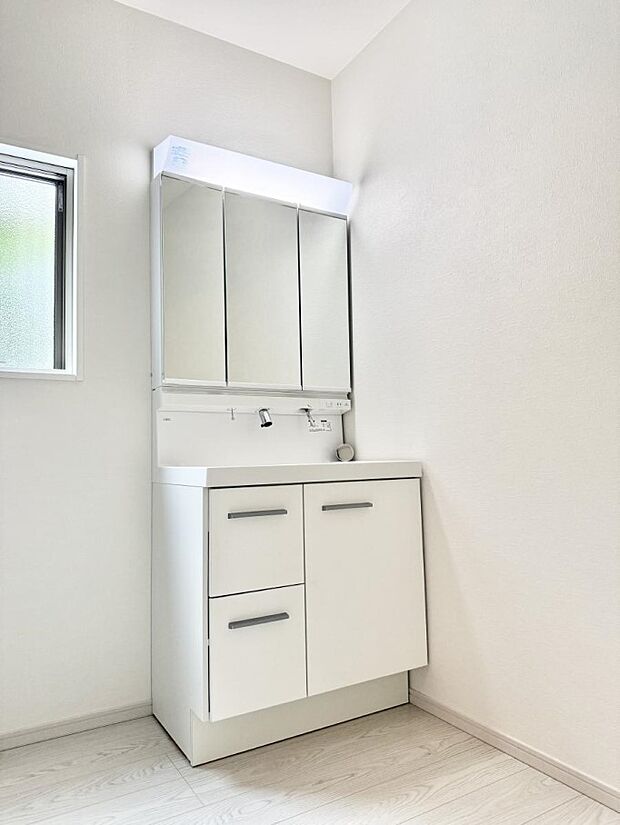 ■朝の準備がスムーズにできる広さです