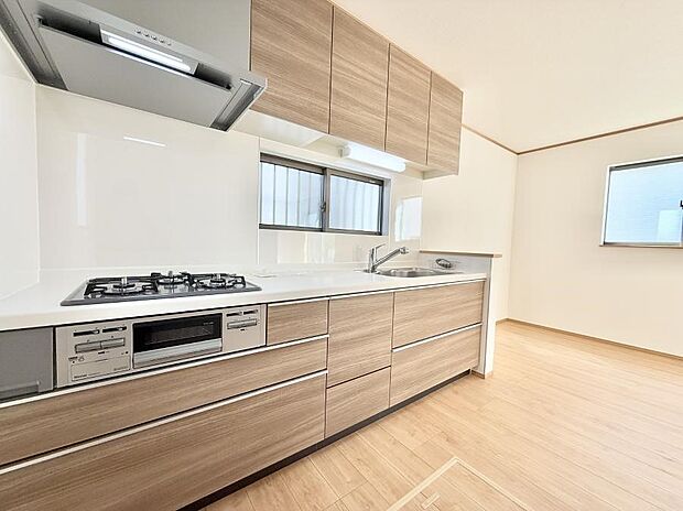 ■家族の絆を深める、温もりのあるキッチン