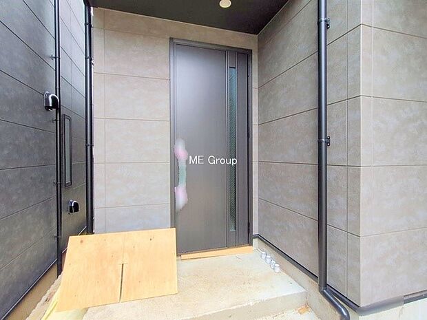 玄関はお家の顔！おしゃれな玄関アプローチでお客様をお迎え！