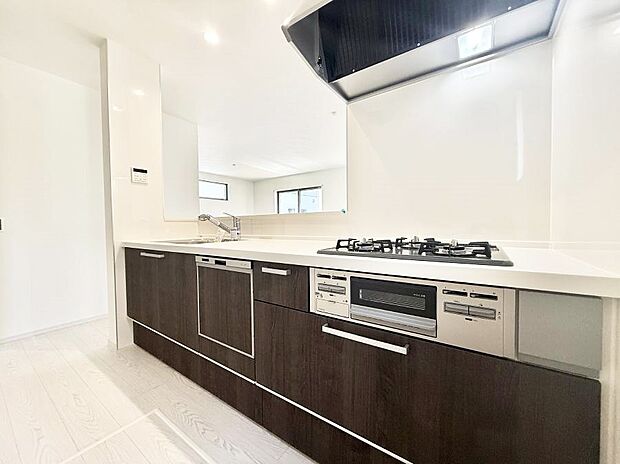 ■美味しい時間が生まれる、笑顔あふれるキッチン